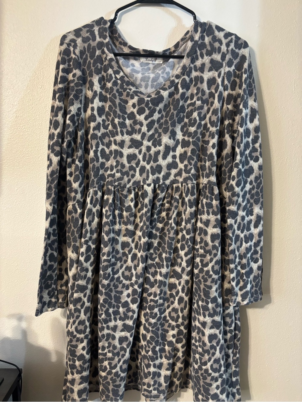 Women’s Leopard Print Long Sleeve Dress